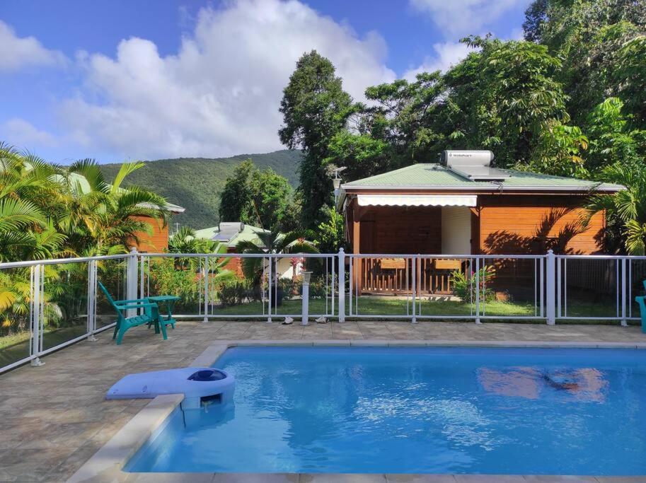 Le Tri Haut De Bellevue - Bungalow Heliconia Pointe-Noire Exterior photo